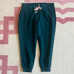 Figs Women’s Caribbean Blue Zamora Jogger scrub pant with Pink Drawstring